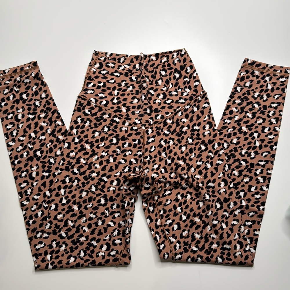 OFFLINE by Aerie Real Me High waisted cross -over leggings